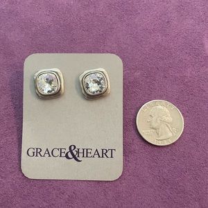 Grace & Heart “Standout Studs” E-1755/SS